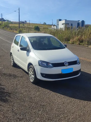 Volkswagen Fox 1.0 MI Total Flex 8V 5P 2013