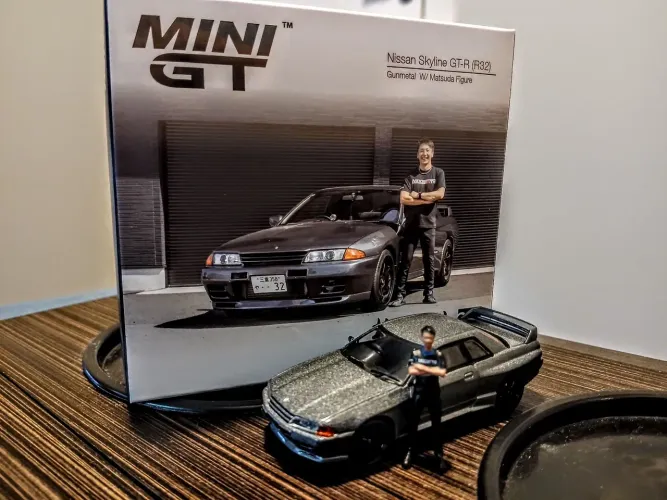 Mini GT Skyline GT-R R32 Matsuda Figure 1/64