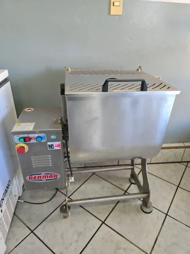 Misturador de carne BERMAR 50kg