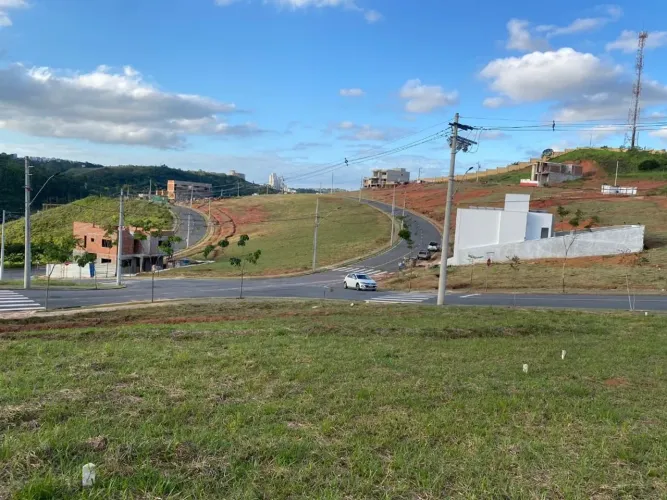 Terreno à venda, 353 m² por R$ 440.000,00 - Estrela Alta - Juiz de Fora/MG