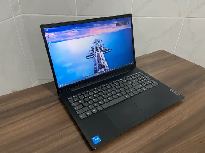 Notebook Lenovo V15 G2 ITL 8GB i5 11 geração