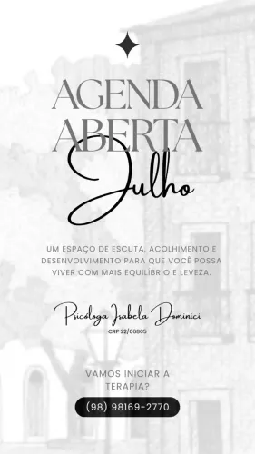 Psicóloga com agenda aberta