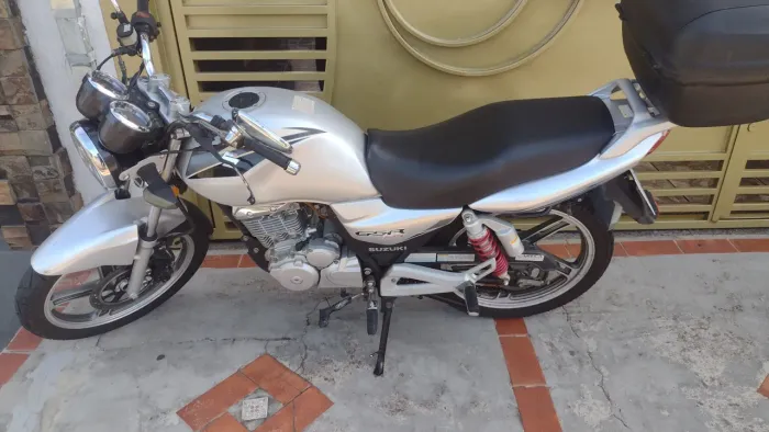 Suzuki GSR 125