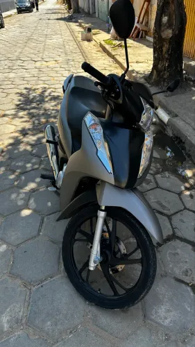Honda BIZ 125 - Excepcional e extremamente conversado