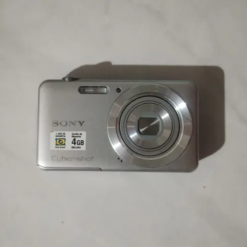 Câmera digital Sony Cyber-shot DSC-W710 HD 16.1 mp (Bateria) completa
