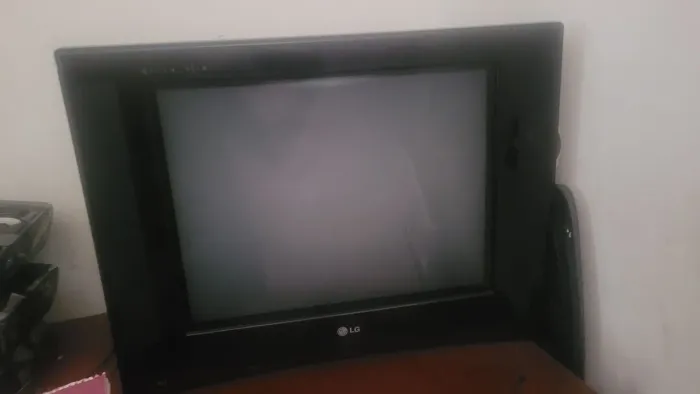 Tv de tubo 21 LG 100% FUNCIONANDO