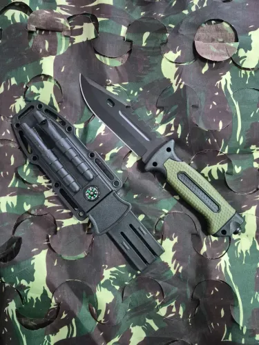 Faca tática Militar