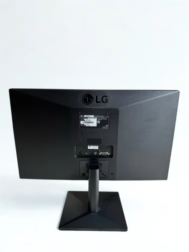 Monitor LG 20MK400H-B de 19,5 polegadas 