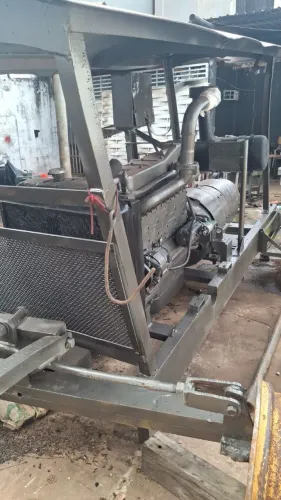 Motor Mercedes 6 Cilindros + Máquina de Solda