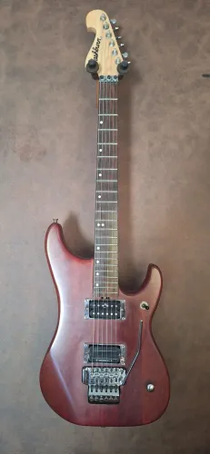 Guitarra Washburn N2 Nuno Bettencourt