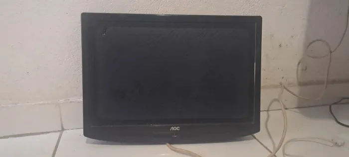 Monitor TV AOC 19" LCD com HDMI - Funcionando Perfeitamente