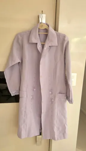 Jaleco feminino lilás