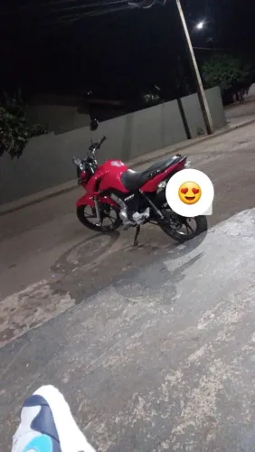 Vende-se 160 fan 2023 ou troco por moto de menor valor com uma volta em dinheiro