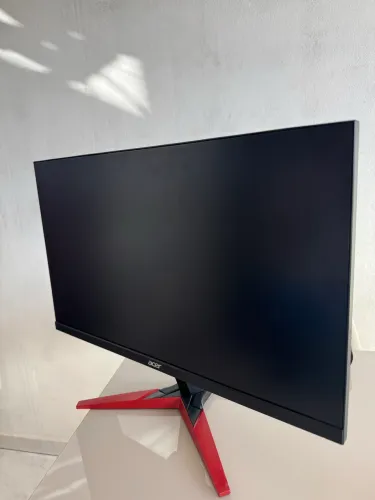 Monitor gamer Acer kg1 (não dá imagem)