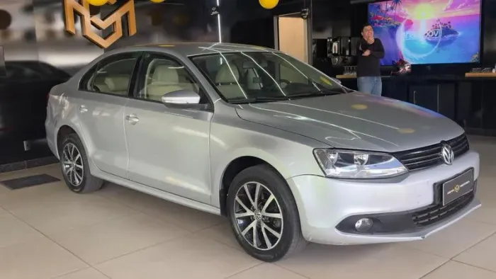 Volkswagen Jetta Comfortline 2.0 T.flex 8V 4P Tipt. 2012