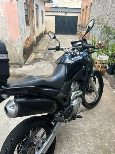 VENDO XRE 300 BICO M 2021/2022