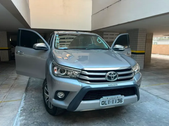 Toyota Hilux CD SRX 4X4 2.8 TDI 16V Diesel Aut. 2018