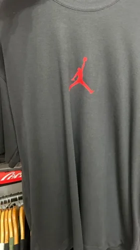 CAMISETA OVERSIZED JORDAN - TAM. GG - FOTOS REAIS - ENVIAMOS NO MESMO DIA!
