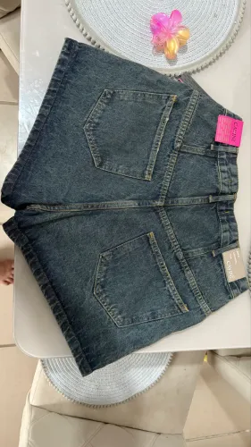 Roupas e acessórios 