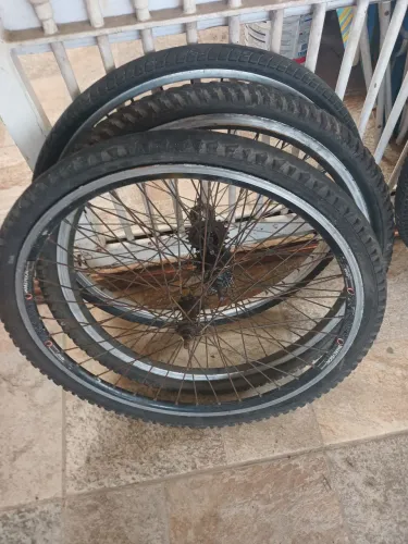 Rodas de bicicleta aro 26 e 29