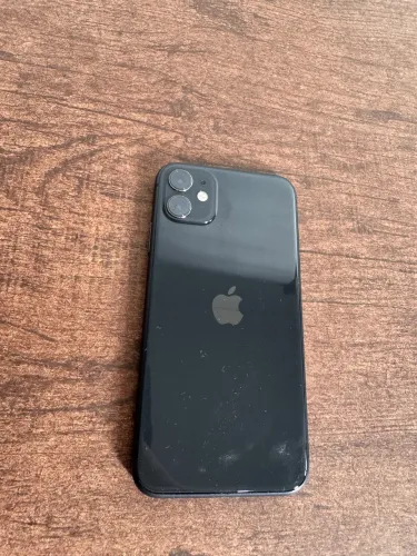 iPhone 11 64GB Preto