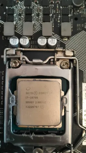Kit i7 10700 onbord 16gb 2x8 Corsair xmp placa mãe biostar h510mh/e 2.0 sem cooler
