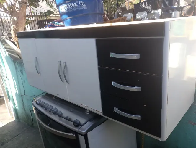 PIA COM GABINETE