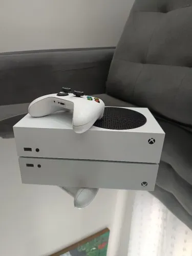 Xbox Series S 512GB + Controle Original Branco + conta