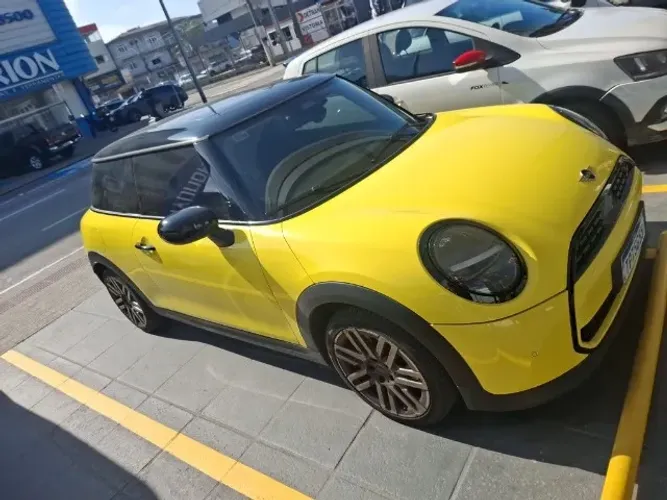 Mini Cooper S 2.0 Turbo 16V 3P Aut. 2025
