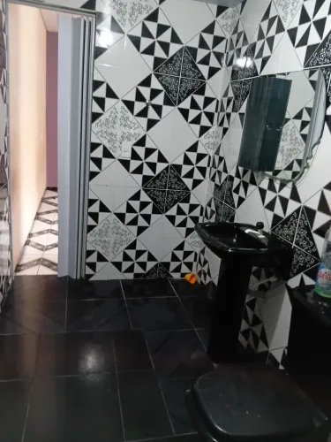 Aluga se uma kitnet em estância.