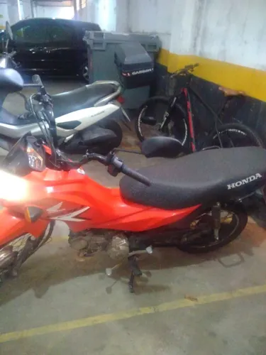 Comprei para u. Rapaz trabalhar no iffid,mas não deu certo põe isso a v nada.Moto nova