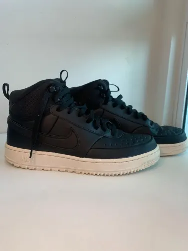 Tênis Nike Court Vision Mid Winter masculino na cor preta