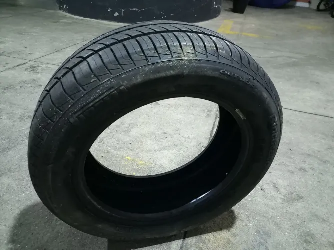 Pneu aro 15