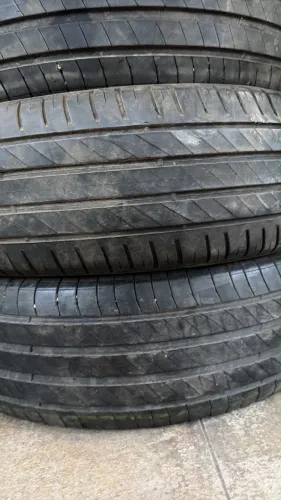 Pneus 195/55/16 marca michelin