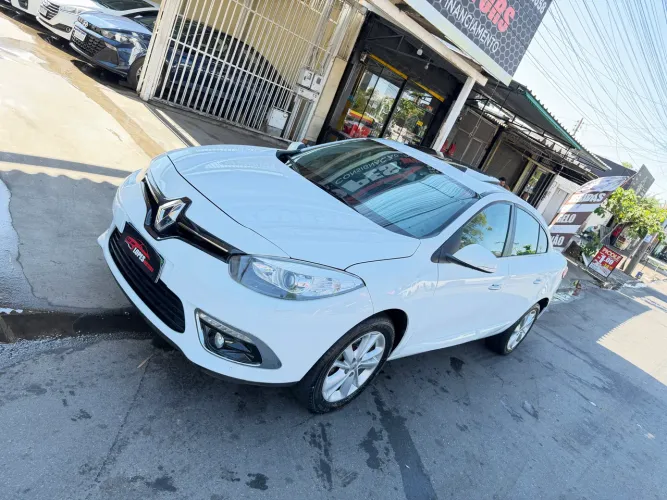 Renault Fluence Sedan Privilège 2.0 16V Flex AUT 2016
