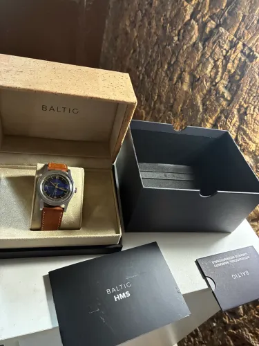 Baltic Blue Gilt Ref: HMS 003