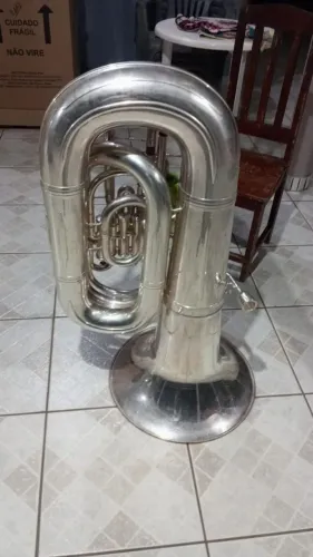 Tuba conn 24j no prata