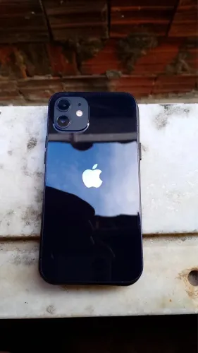 iPhone 12