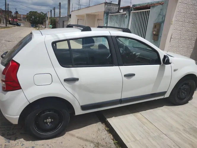 Renault Sandero Expression Hi-flex 1.6 8V 5P 2012