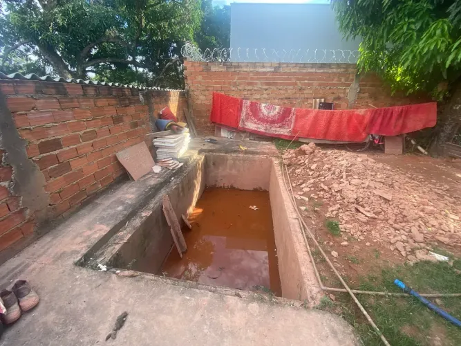 Térrea para venda tem 360 metros quadrados com 3 quartos em Colina Azul - Aparecida de Goi