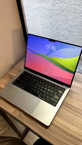 MacBook Pro 14? M1 Pro 16GB 1TB SSD - MKGQ3LL/A