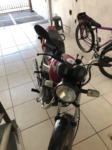 Vendo 125 toda no padrão