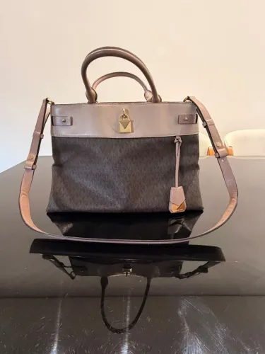Michael Kors Satchel Signature MK