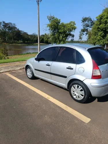 Citroen C3 GLX 1.4/ GLX Sonora 1.4 Flex 8V 5P 2011
