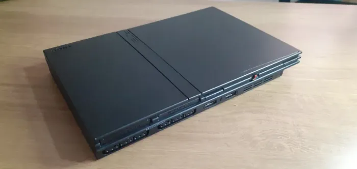 [Oportunidade] PlayStation 2 - SLIM -ED1- LEITOR
