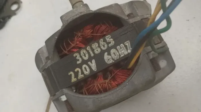 Motor ESP 1/3HP 3450RPM Reversível 60Hz 220V