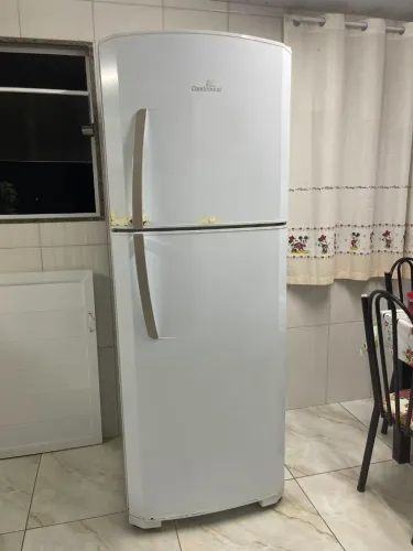 Geladeira Continental Frost Free - Excelente estado de funcionamento!