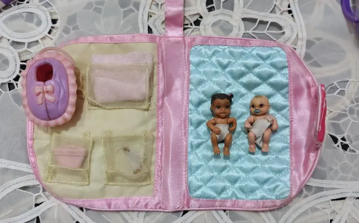 Bonecos Petit Baby