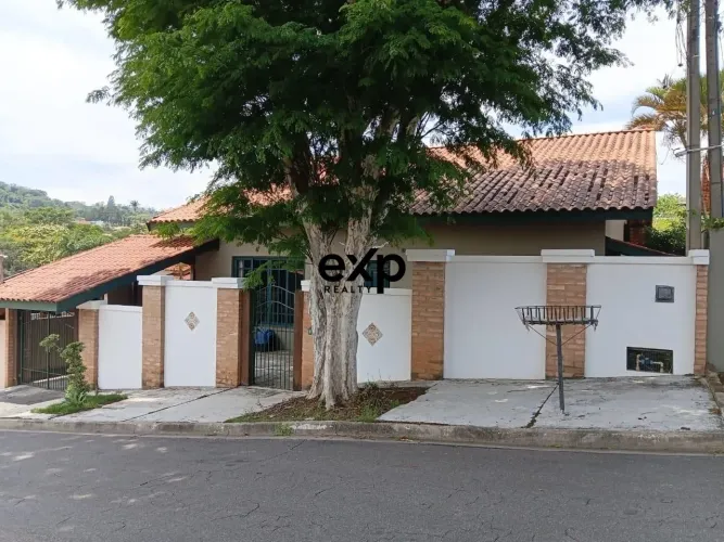 Casa - Bairro Bosque - Vinhedo/SP.