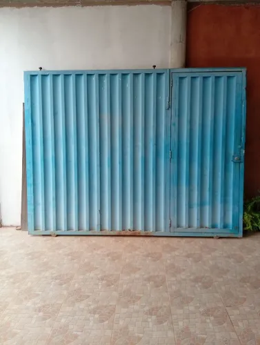 Vendo portão grande super conservado